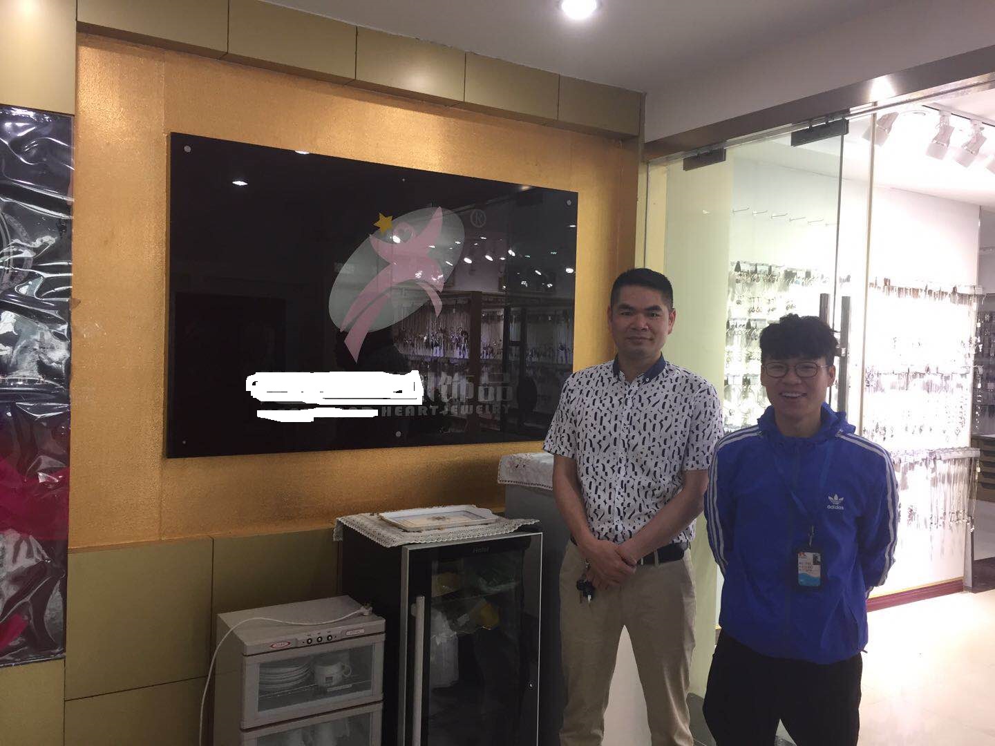 浦江縣XX飾品廠與康華合作客戶品質驗廠